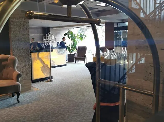 Roma 1 At Royal فيلينغراد